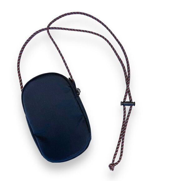 Lululemon Ripstop Paracord Crossbody - Picture 4 of 4